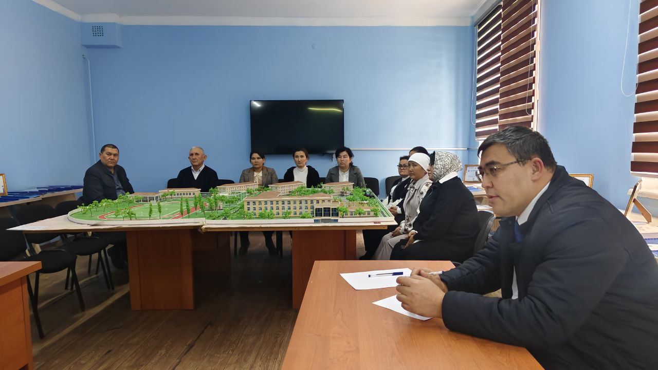 TAQUga biriktirilgan Olmaliq qurilish va kommunal xo‘jaligi texnikumi faoliyatini yanada rivojlantirish bo‘yicha uchrashuv o‘tkazildi